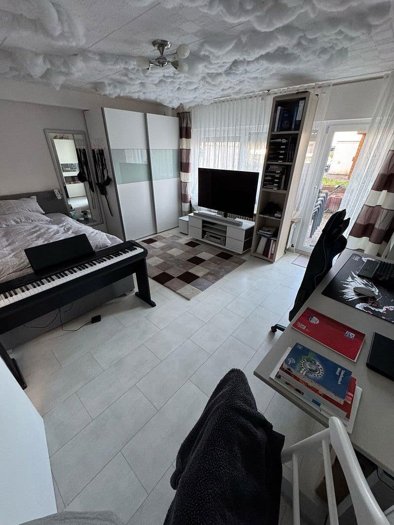 Predaj domu 135 m², pozemek 341 m², Brahmsstraße 24, Herrenberg, Bádensko-Wurttembersko Predaj domu 135 m², pozemek 341 m², Brahmsstraße 24, Herrenberg, Bádensko-Wurttembersko