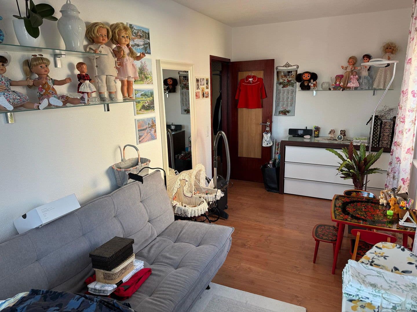 Predaj domu 135 m², pozemek 341 m², Brahmsstraße 24, Herrenberg, Bádensko-Wurttembersko Predaj domu 135 m², pozemek 341 m², Brahmsstraße 24, Herrenberg, Bádensko-Wurttembersko