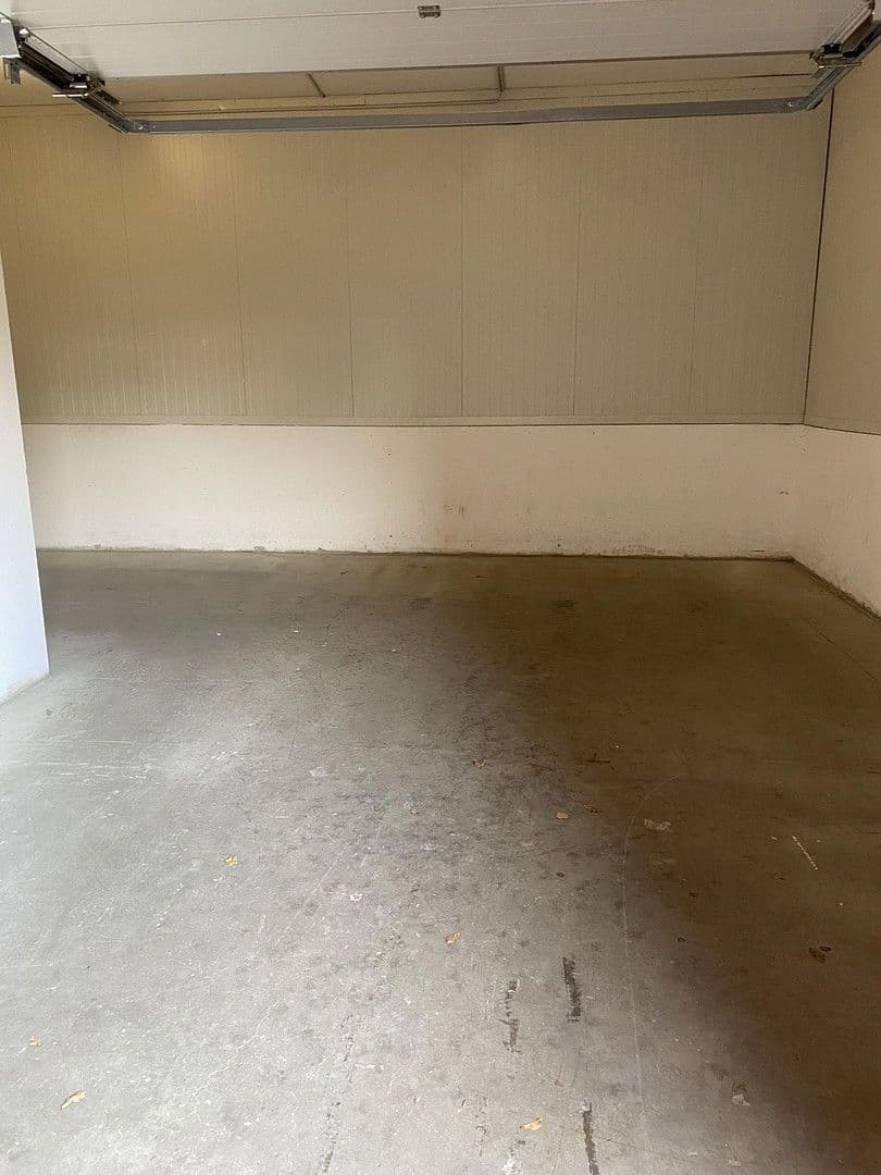 Prenájom nebytového priestoru 47 m², Lankwitzer Strasse 25, Berlin, Berlín Prenájom nebytového priestoru 47 m², Lankwitzer Strasse 25, Berlin, Berlín