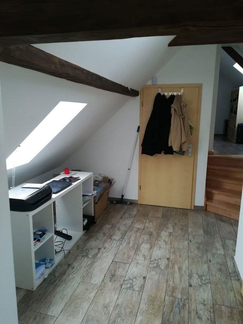 Prenájom bytu 2-izbový 60 m², Tiefenweg 30, Fernwald, Hesensko Prenájom bytu 2-izbový 60 m², Tiefenweg 30, Fernwald, Hesensko