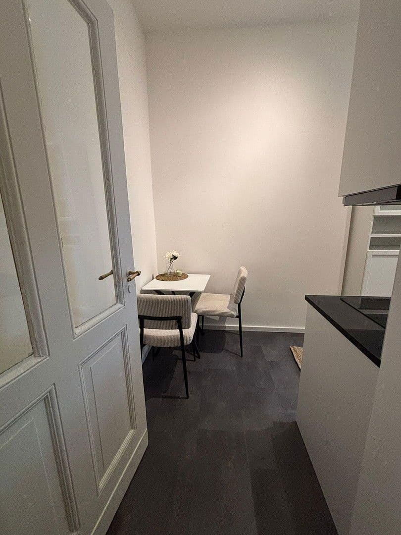 Prenájom bytu 1-izbový 40 m², Erasmusstraße 2, Berlin, Berlín Prenájom bytu 1-izbový 40 m², Erasmusstraße 2, Berlin, Berlín