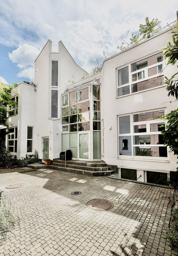 Predaj bytu 4-izbový 141 m², Offenbach, Hesensko Predaj bytu 4-izbový 141 m², Offenbach, Hesensko