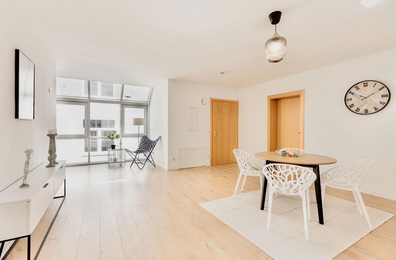 Predaj bytu 4-izbový 141 m², Offenbach, Hesensko Predaj bytu 4-izbový 141 m², Offenbach, Hesensko