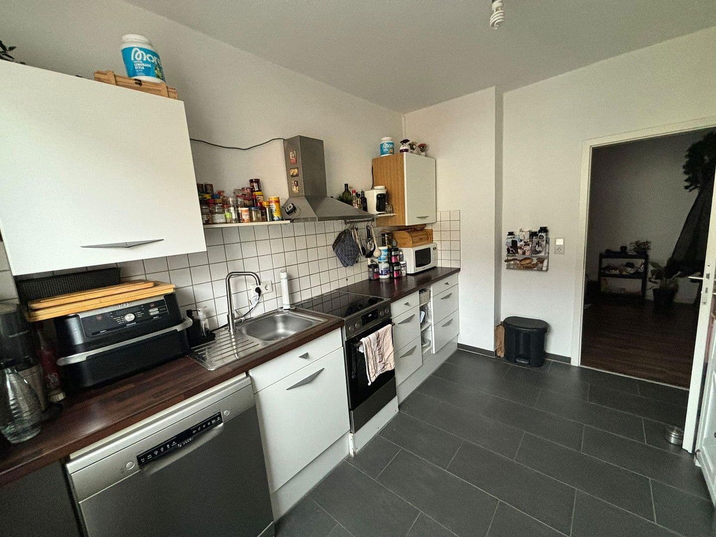 Prenájom bytu 3-izbový 85 m², Bohmter Str., Osnabrück, Dolné Sasko Prenájom bytu 3-izbový 85 m², Bohmter Str., Osnabrück, Dolné Sasko