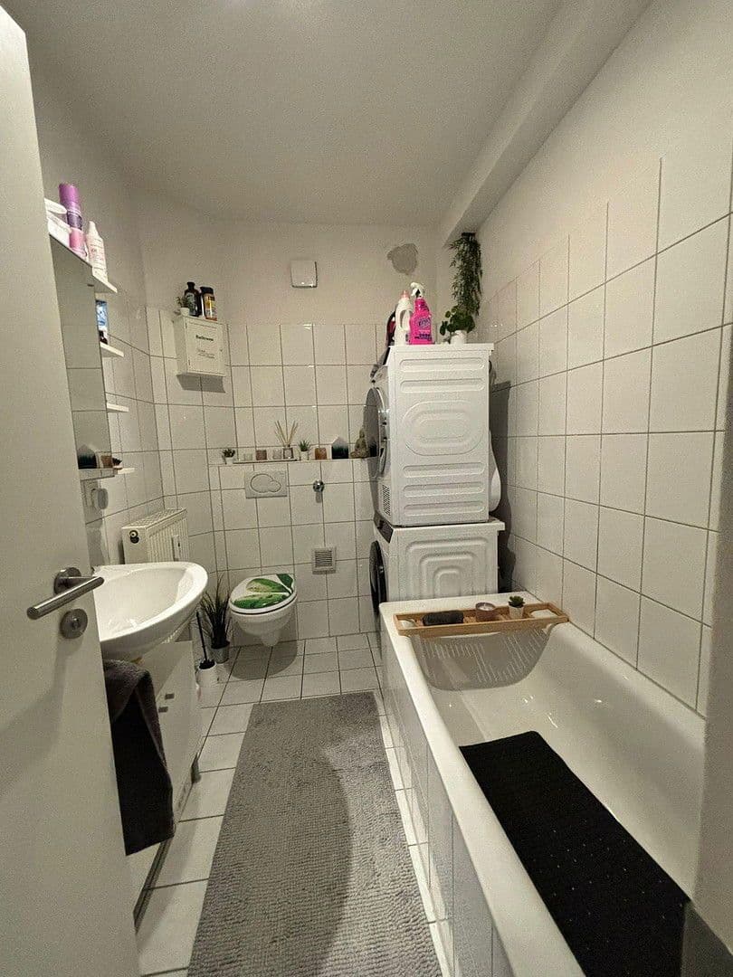 Prenájom bytu 3-izbový 85 m², Bohmter Str., Osnabrück, Dolné Sasko Prenájom bytu 3-izbový 85 m², Bohmter Str., Osnabrück, Dolné Sasko