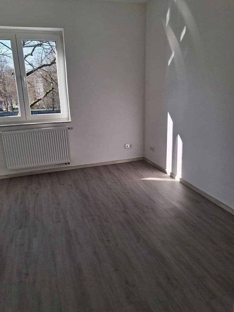 Prenájom bytu 3-izbový 68 m², Neustadtstraße 3, Leverkusen, Severné Porýnie - Westfálsko Prenájom bytu 3-izbový 68 m², Neustadtstraße 3, Leverkusen, Severné Porýnie - Westfálsko