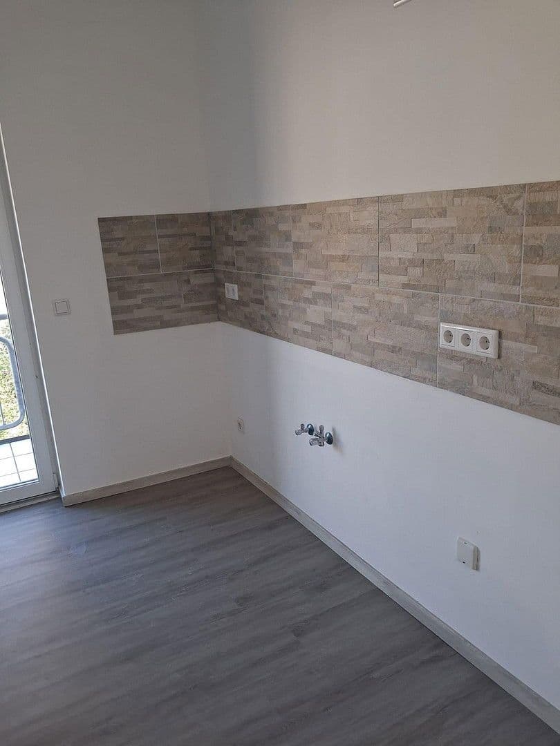 Prenájom bytu 3-izbový 68 m², Neustadtstraße 3, Leverkusen, Severné Porýnie - Westfálsko Prenájom bytu 3-izbový 68 m², Neustadtstraße 3, Leverkusen, Severné Porýnie - Westfálsko