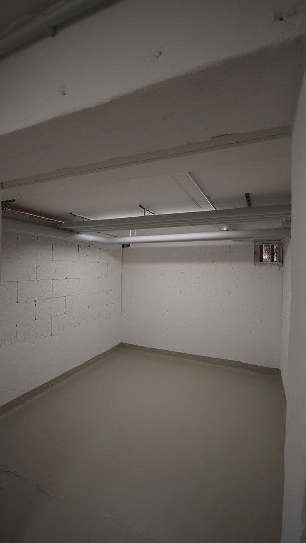 Prenájom domu 150 m², pozemek 130 m², Köpfertstr.68, Plieningen, Bádensko-Wurttembersko Prenájom domu 150 m², pozemek 130 m², Köpfertstr.68, Plieningen, Bádensko-Wurttembersko