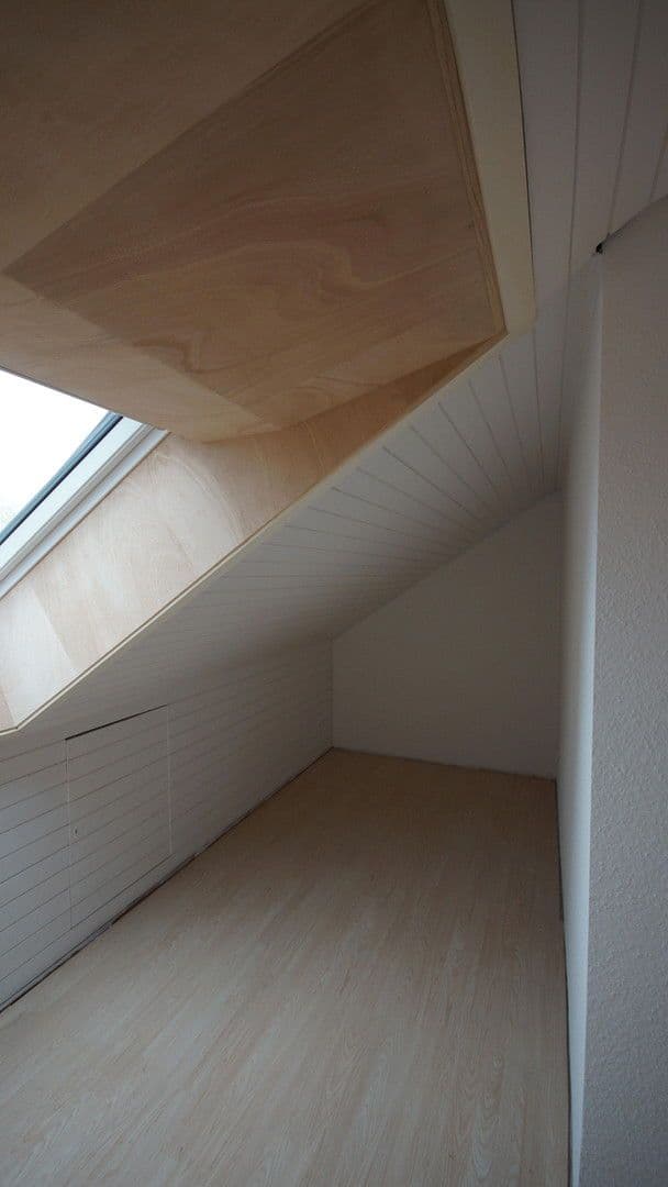 Prenájom domu 150 m², pozemek 130 m², Köpfertstr.68, Plieningen, Bádensko-Wurttembersko Prenájom domu 150 m², pozemek 130 m², Köpfertstr.68, Plieningen, Bádensko-Wurttembersko