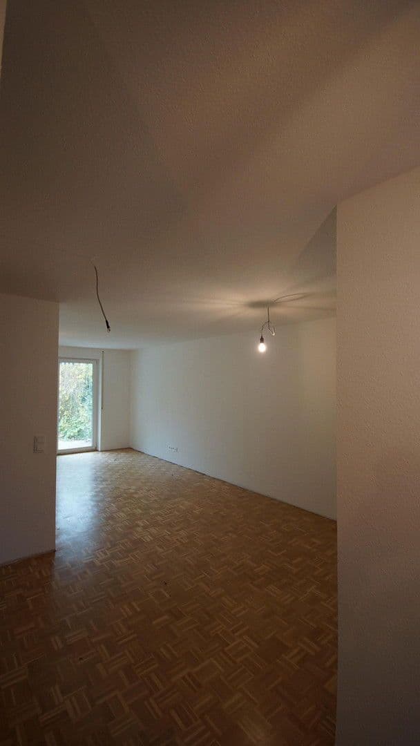 Prenájom domu 150 m², pozemek 130 m², Köpfertstr.68, Plieningen, Bádensko-Wurttembersko Prenájom domu 150 m², pozemek 130 m², Köpfertstr.68, Plieningen, Bádensko-Wurttembersko
