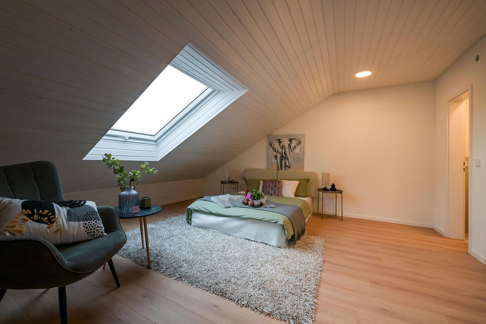 Predaj domu 161 m², pozemek 216 m², Bad Friedrichshall, Bádensko-Wurttembersko Predaj domu 161 m², pozemek 216 m², Bad Friedrichshall, Bádensko-Wurttembersko