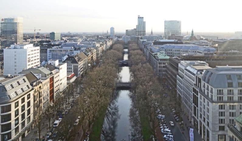 Predaj bytu 4-izbový 122 m², Florastraße, Düsseldorf, Severné Porýnie - Westfálsko Predaj bytu 4-izbový 122 m², Florastraße, Düsseldorf, Severné Porýnie - Westfálsko