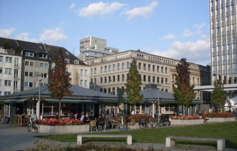 Predaj bytu 4-izbový 122 m², Florastraße, Düsseldorf, Severné Porýnie - Westfálsko Predaj bytu 4-izbový 122 m², Florastraße, Düsseldorf, Severné Porýnie - Westfálsko