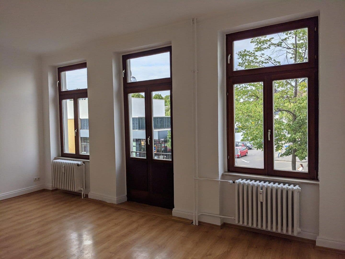 Prenájom bytu 2-izbový 55 m², Bonner Str. 000, Bonn - Bad Godesberg, Severné Porýnie - Westfálsko Prenájom bytu 2-izbový 55 m², Bonner Str. 000, Bonn - Bad Godesberg, Severné Porýnie - Westfálsko