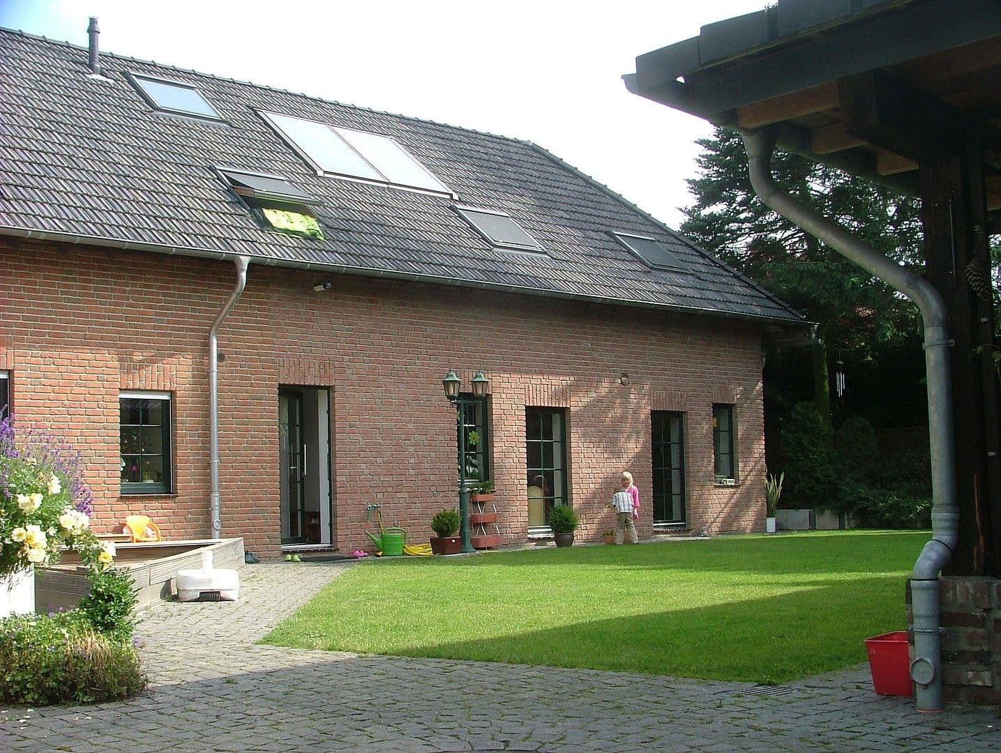 Predaj domu 746 m², pozemek 1.284 m², Kölner Straße 73b, Nettetal, Severné Porýnie - Westfálsko Predaj domu 746 m², pozemek 1.284 m², Kölner Straße 73b, Nettetal, Severné Porýnie - Westfálsko