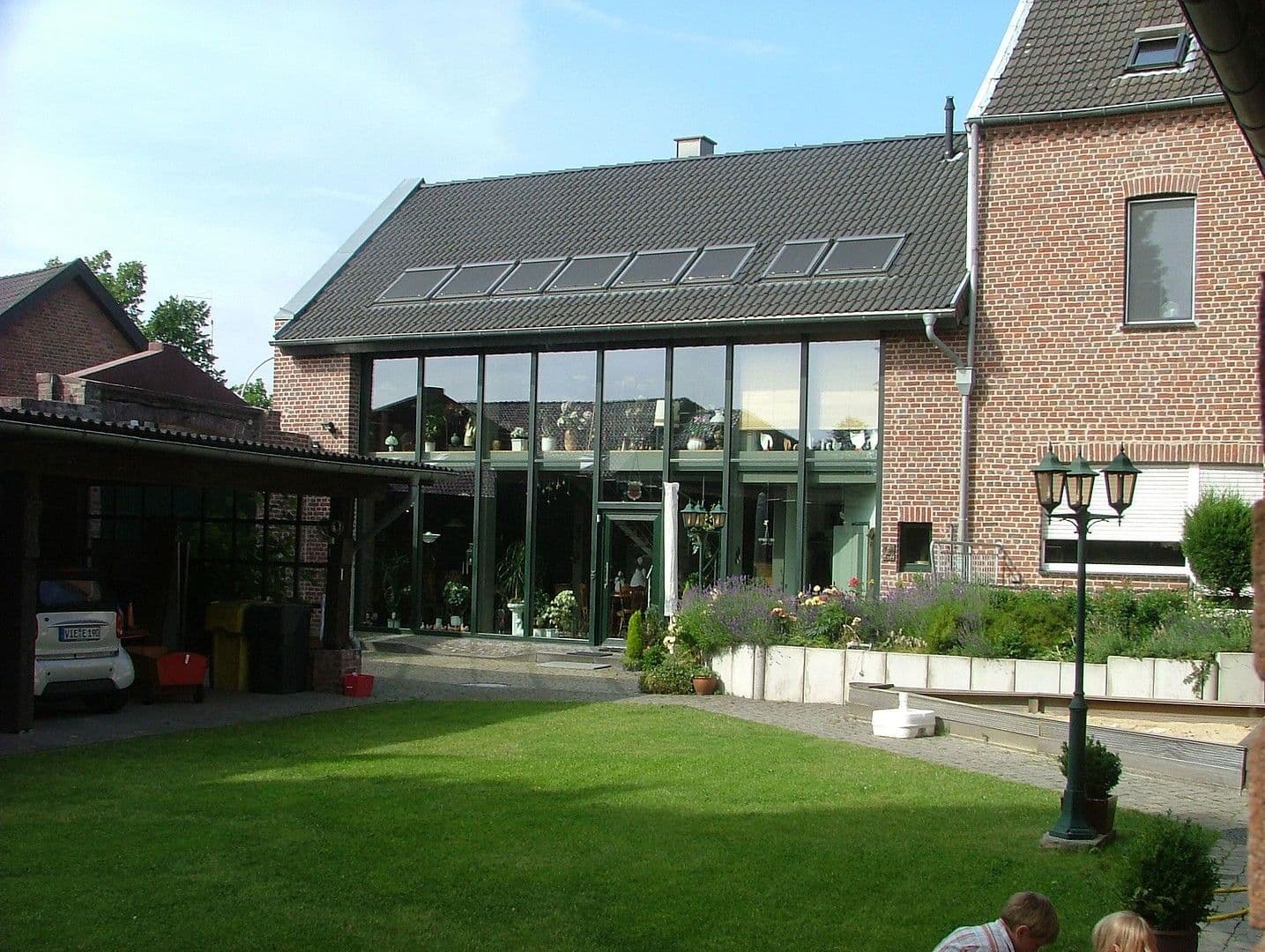 Predaj domu 746 m², pozemek 1.284 m², Kölner Straße 73b, Nettetal, Severné Porýnie - Westfálsko Predaj domu 746 m², pozemek 1.284 m², Kölner Straße 73b, Nettetal, Severné Porýnie - Westfálsko