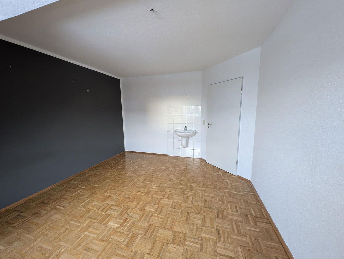 Prenájom domu 151 m², pozemek 344 m², Erftstadt, Severné Porýnie - Westfálsko Prenájom domu 151 m², pozemek 344 m², Erftstadt, Severné Porýnie - Westfálsko