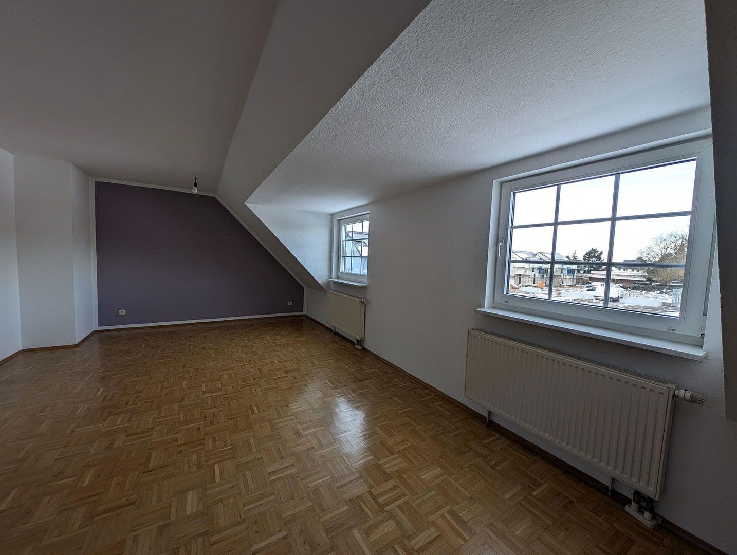 Prenájom domu 151 m², pozemek 344 m², Erftstadt, Severné Porýnie - Westfálsko Prenájom domu 151 m², pozemek 344 m², Erftstadt, Severné Porýnie - Westfálsko