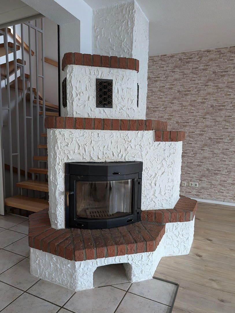 Prenájom domu 151 m², pozemek 344 m², Erftstadt, Severné Porýnie - Westfálsko Prenájom domu 151 m², pozemek 344 m², Erftstadt, Severné Porýnie - Westfálsko