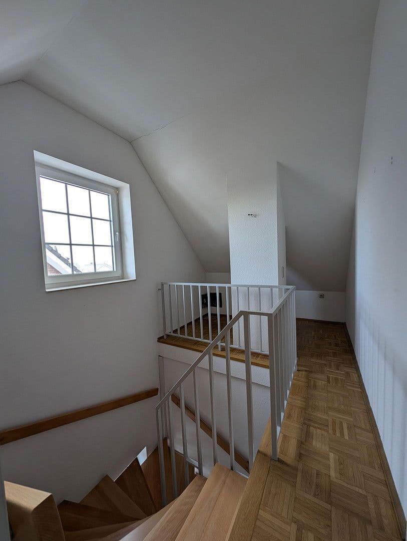 Prenájom domu 151 m², pozemek 344 m², Erftstadt, Severné Porýnie - Westfálsko Prenájom domu 151 m², pozemek 344 m², Erftstadt, Severné Porýnie - Westfálsko