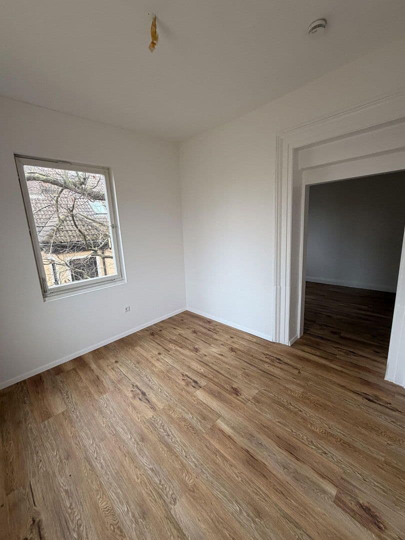 Prenájom bytu 5-izbový 138 m², Bahnhofstraße 18, Neustadt an der Aisch, Bavorsko Prenájom bytu 5-izbový 138 m², Bahnhofstraße 18, Neustadt an der Aisch, Bavorsko