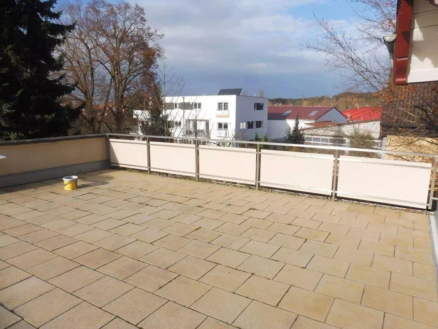 Prenájom bytu 5-izbový 138 m², Bahnhofstraße 18, Neustadt an der Aisch, Bavorsko Prenájom bytu 5-izbový 138 m², Bahnhofstraße 18, Neustadt an der Aisch, Bavorsko