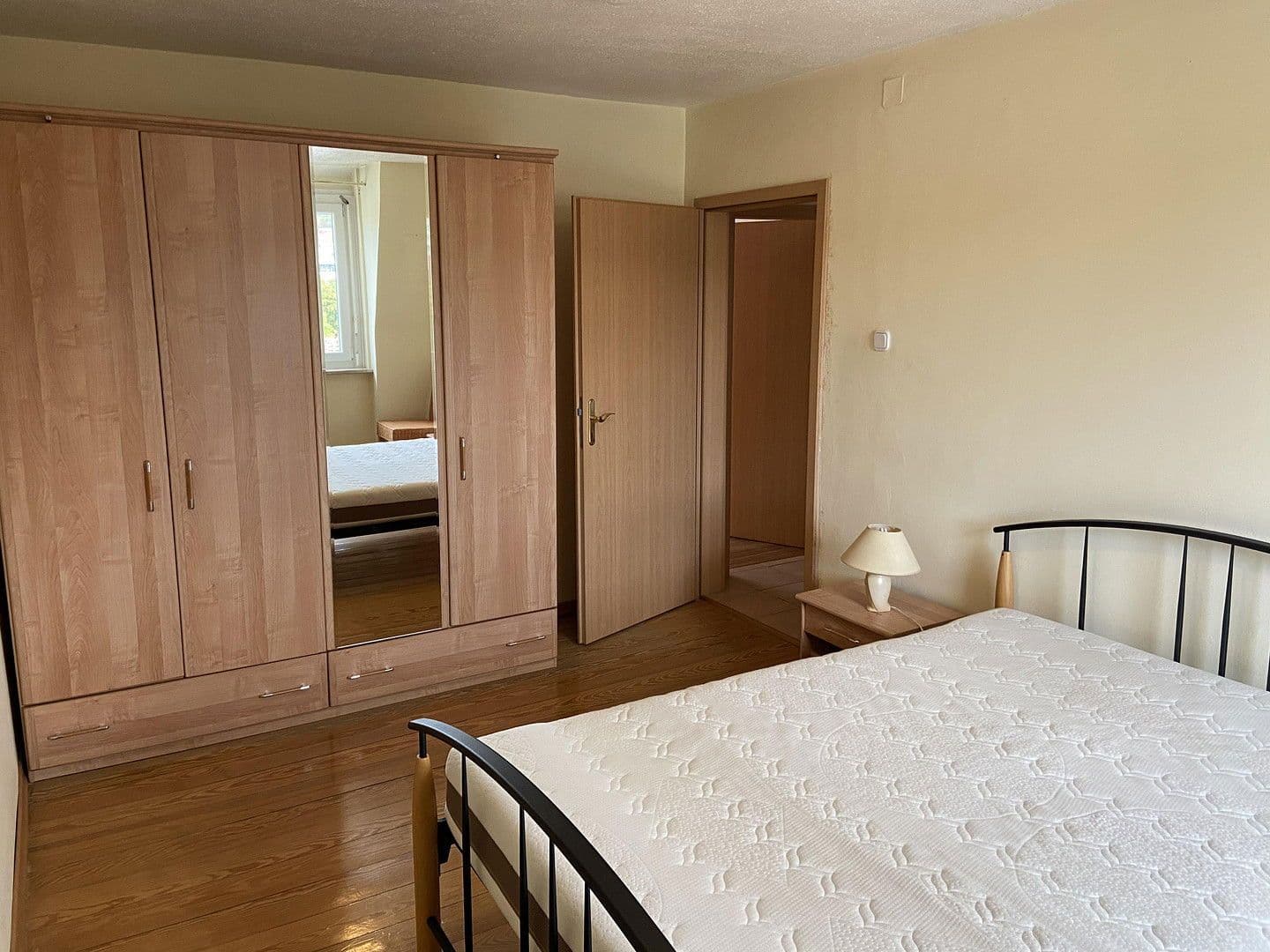 Prenájom bytu 3-izbový 75 m², Kaiser-Friedrich-Str. 90, Pforzheim, Bádensko-Wurttembersko Prenájom bytu 3-izbový 75 m², Kaiser-Friedrich-Str. 90, Pforzheim, Bádensko-Wurttembersko