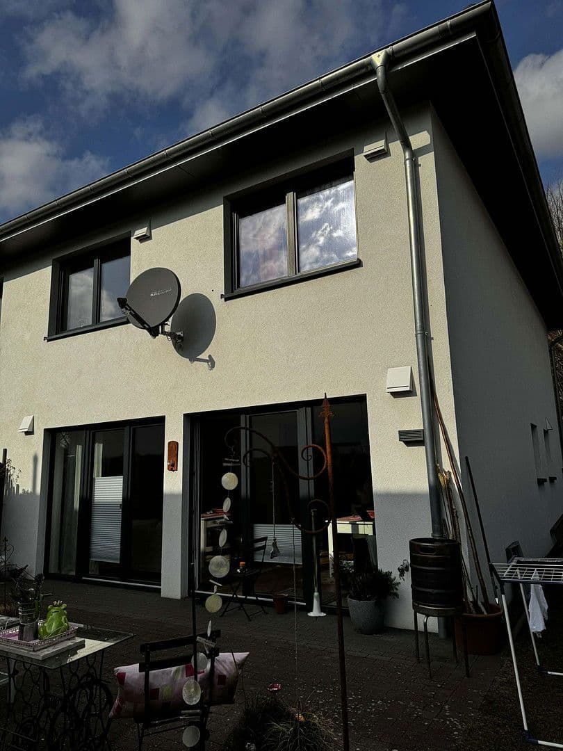 Predaj domu 130 m², pozemek 350 m², Bad Bramstedt, Šlezvicko-Holštajnsko Predaj domu 130 m², pozemek 350 m², Bad Bramstedt, Šlezvicko-Holštajnsko