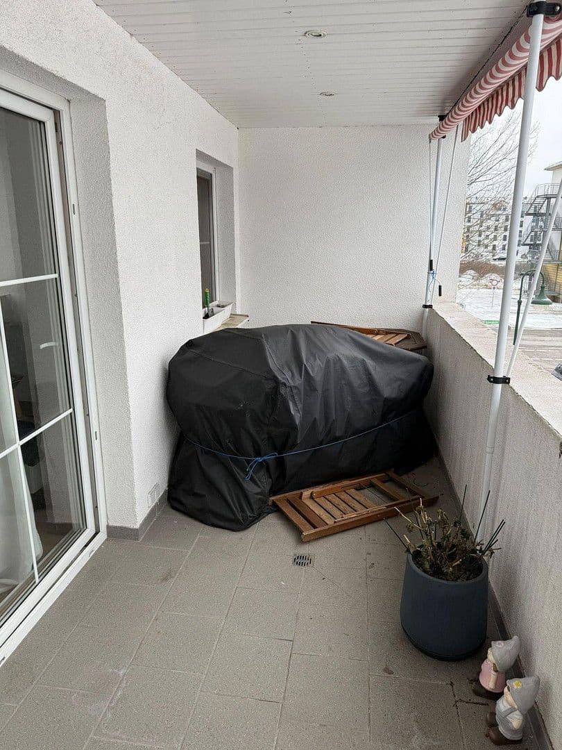 Prenájom bytu 3-izbový 94 m², Heinersdorfer Straße 48, Bernau, Brandenbursko Prenájom bytu 3-izbový 94 m², Heinersdorfer Straße 48, Bernau, Brandenbursko