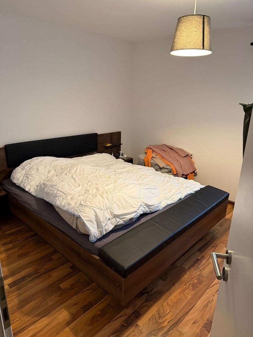 Prenájom bytu 3-izbový 94 m², Heinersdorfer Straße 48, Bernau, Brandenbursko Prenájom bytu 3-izbový 94 m², Heinersdorfer Straße 48, Bernau, Brandenbursko