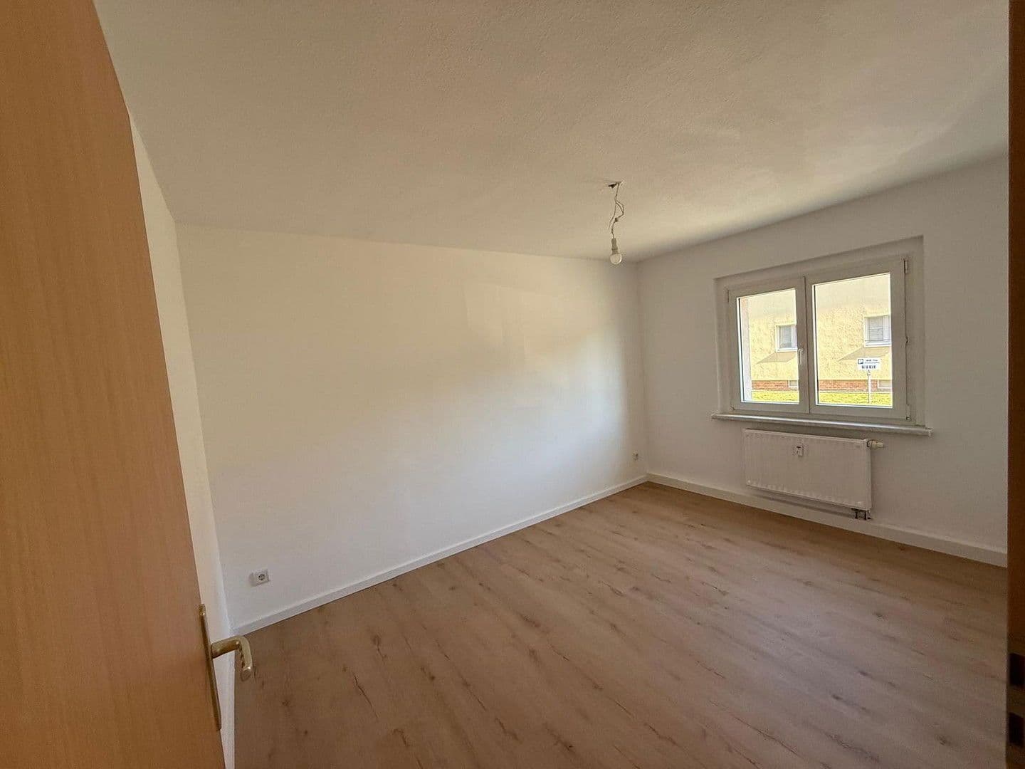 Prenájom bytu 3-izbový 66 m², Uhlandstraße 1, Zwenkau, Sasko Prenájom bytu 3-izbový 66 m², Uhlandstraße 1, Zwenkau, Sasko