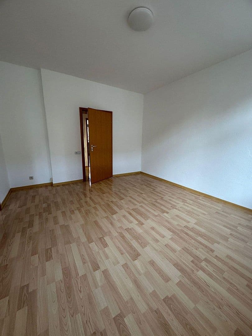 Prenájom bytu 4-izbový 103 m², Josefstr. 30, Gelsenkirchen, Severné Porýnie - Westfálsko Prenájom bytu 4-izbový 103 m², Josefstr. 30, Gelsenkirchen, Severné Porýnie - Westfálsko