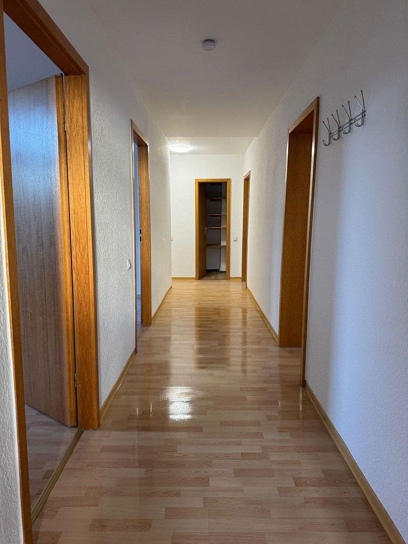 Prenájom bytu 4-izbový 103 m², Josefstr. 30, Gelsenkirchen, Severné Porýnie - Westfálsko Prenájom bytu 4-izbový 103 m², Josefstr. 30, Gelsenkirchen, Severné Porýnie - Westfálsko