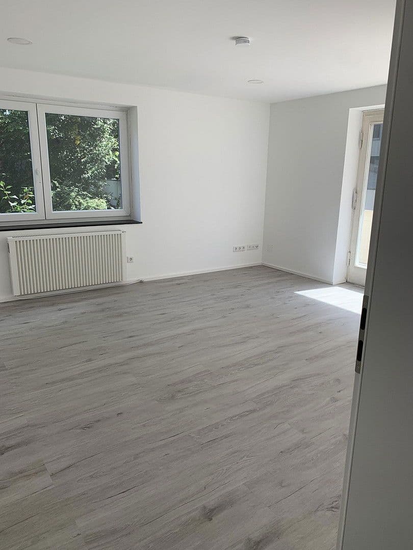 Prenájom bytu 3-izbový 77 m², Flaschenhofstraße 43, Nürnberg, Bavorsko Prenájom bytu 3-izbový 77 m², Flaschenhofstraße 43, Nürnberg, Bavorsko