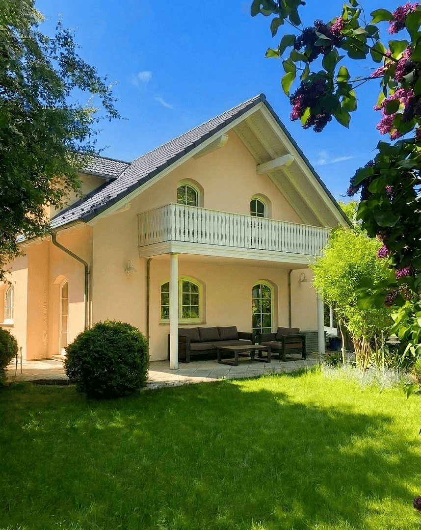 Predaj domu 172 m², pozemek 495 m², Berlin, Berlín Predaj domu 172 m², pozemek 495 m², Berlin, Berlín