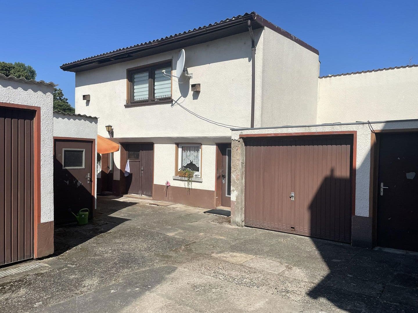 Predaj domu 170 m², pozemek 684 m², Frankfurt, Hesensko Predaj domu 170 m², pozemek 684 m², Frankfurt, Hesensko