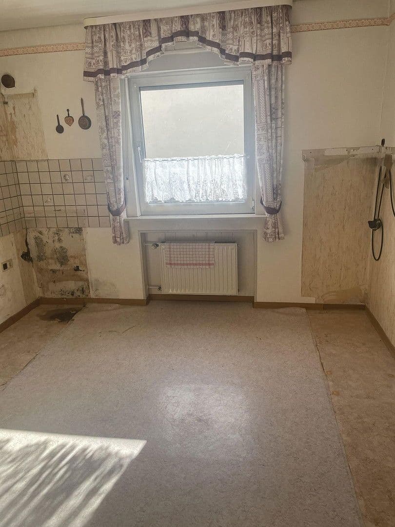 Predaj domu 170 m², pozemek 684 m², Frankfurt, Hesensko Predaj domu 170 m², pozemek 684 m², Frankfurt, Hesensko