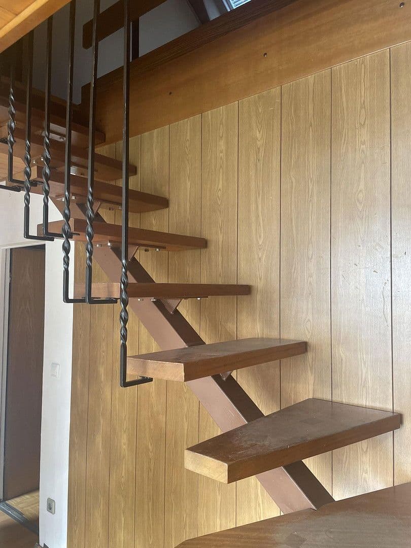 Predaj domu 170 m², pozemek 684 m², Frankfurt, Hesensko Predaj domu 170 m², pozemek 684 m², Frankfurt, Hesensko