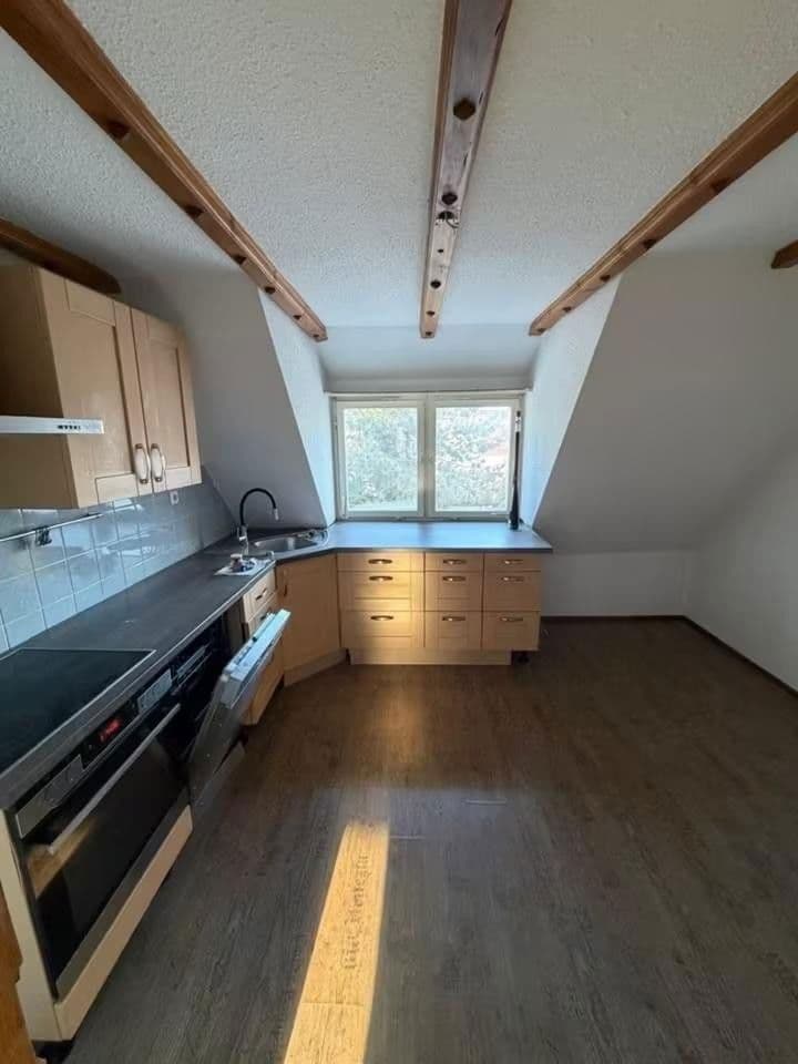 Prenájom domu 355 m², pozemek 220 m², Kellerstr 3, Pfaffenhofen, Bavorsko Prenájom domu 355 m², pozemek 220 m², Kellerstr 3, Pfaffenhofen, Bavorsko