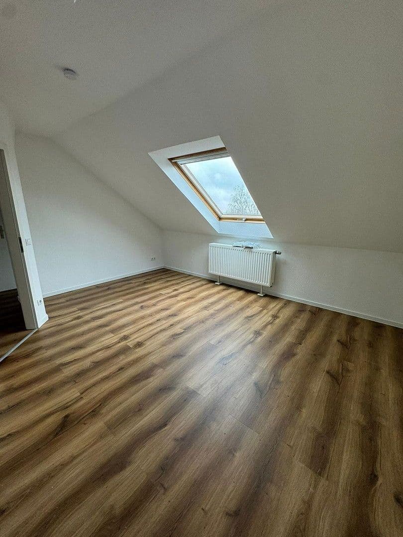 Prenájom bytu 3-izbový 73 m², Hohenzollern Str. 37, Recklinghausen, Severné Porýnie - Westfálsko Prenájom bytu 3-izbový 73 m², Hohenzollern Str. 37, Recklinghausen, Severné Porýnie - Westfálsko