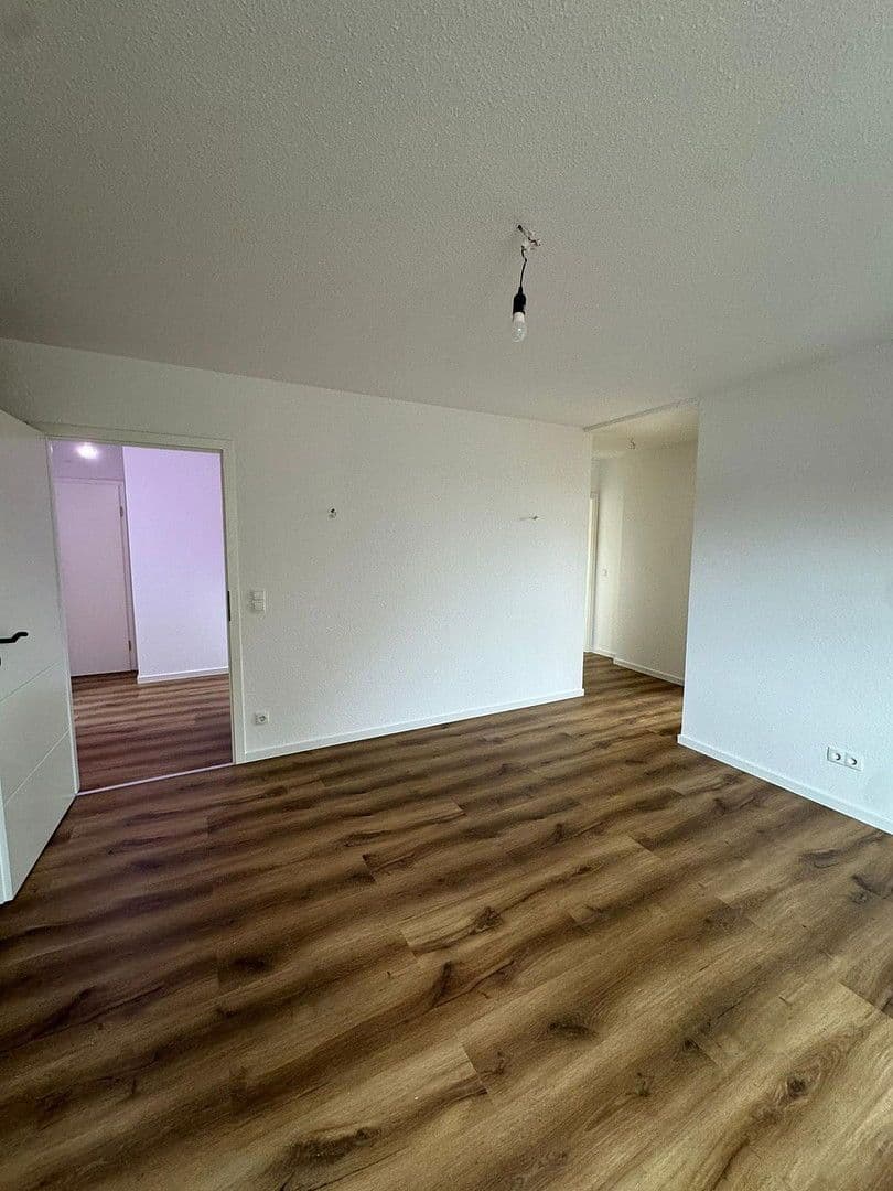 Prenájom bytu 3-izbový 73 m², Hohenzollern Str. 37, Recklinghausen, Severné Porýnie - Westfálsko Prenájom bytu 3-izbový 73 m², Hohenzollern Str. 37, Recklinghausen, Severné Porýnie - Westfálsko