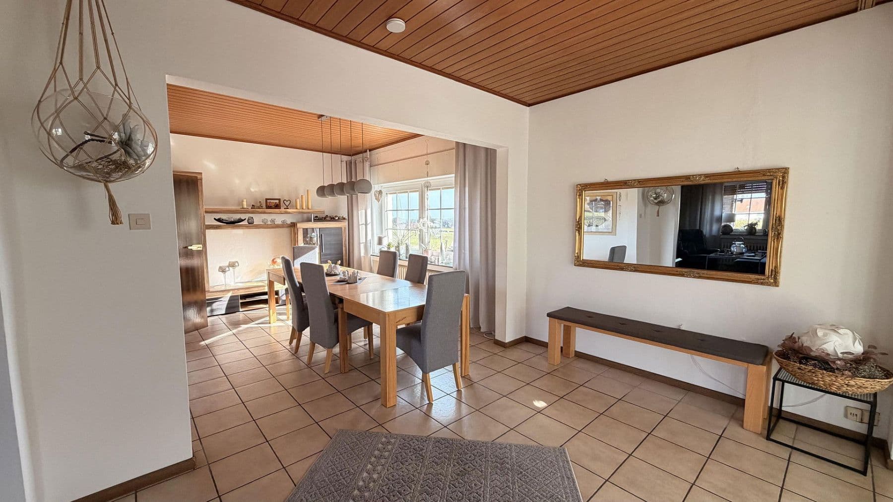 Predaj domu 310 m², pozemek 2.538 m², Maschweg 22, Hille, Severné Porýnie - Westfálsko Predaj domu 310 m², pozemek 2.538 m², Maschweg 22, Hille, Severné Porýnie - Westfálsko