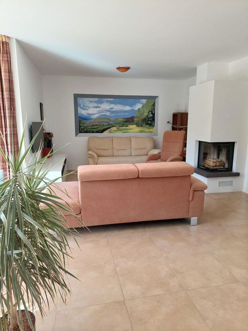 Predaj domu 132 m², pozemek 549 m², Bad Kreuznach, Porýnie-Falcko Predaj domu 132 m², pozemek 549 m², Bad Kreuznach, Porýnie-Falcko