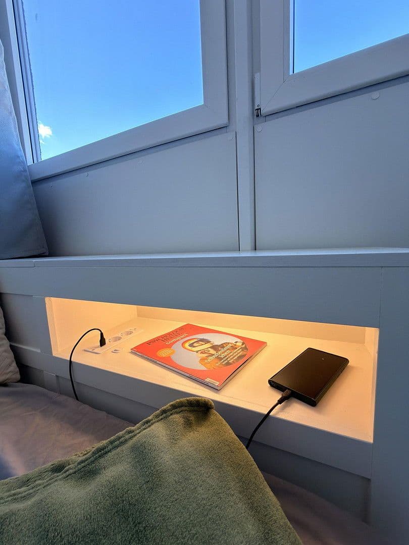 Prenájom bytu 1-izbový 25 m², Bochumer Straße 10, Köln Kalk, Severné Porýnie - Westfálsko Prenájom bytu 1-izbový 25 m², Bochumer Straße 10, Köln Kalk, Severné Porýnie - Westfálsko