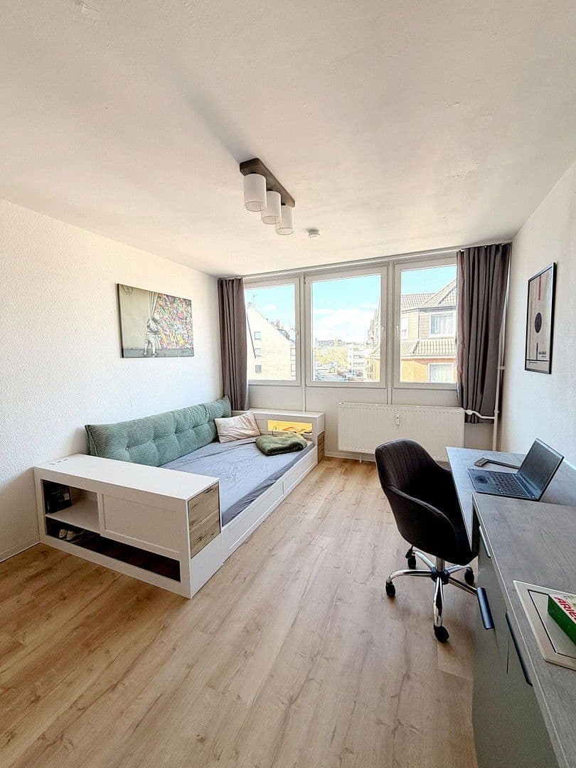 Prenájom bytu 1-izbový 25 m², Bochumer Straße 10, Köln Kalk, Severné Porýnie - Westfálsko Prenájom bytu 1-izbový 25 m², Bochumer Straße 10, Köln Kalk, Severné Porýnie - Westfálsko