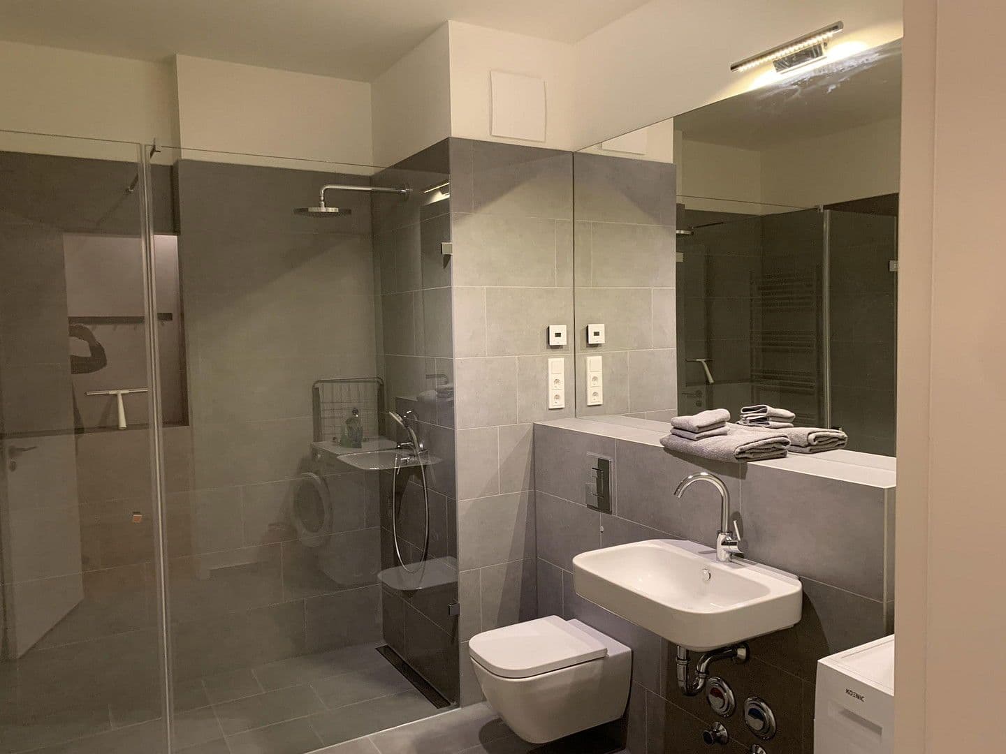 Prenájom bytu 1-izbový 41 m², Genthiner Str. 46, Berlin, Berlín Prenájom bytu 1-izbový 41 m², Genthiner Str. 46, Berlin, Berlín