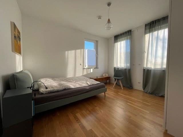 Prenájom bytu 3-izbový 97 m², Max-Planck-Str. 13, Potsdam, Brandenbursko Prenájom bytu 3-izbový 97 m², Max-Planck-Str. 13, Potsdam, Brandenbursko