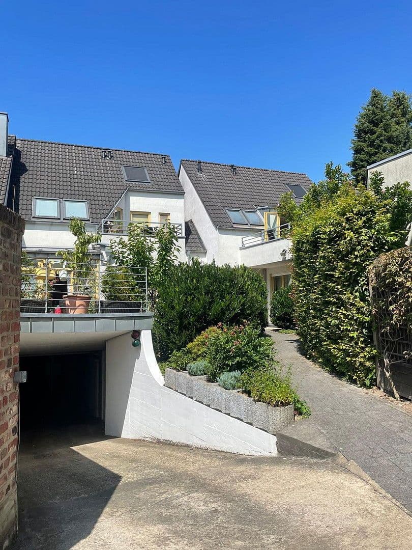 Predaj bytu 4-izbový 135 m², Meerbusch, Severné Porýnie - Westfálsko Predaj bytu 4-izbový 135 m², Meerbusch, Severné Porýnie - Westfálsko