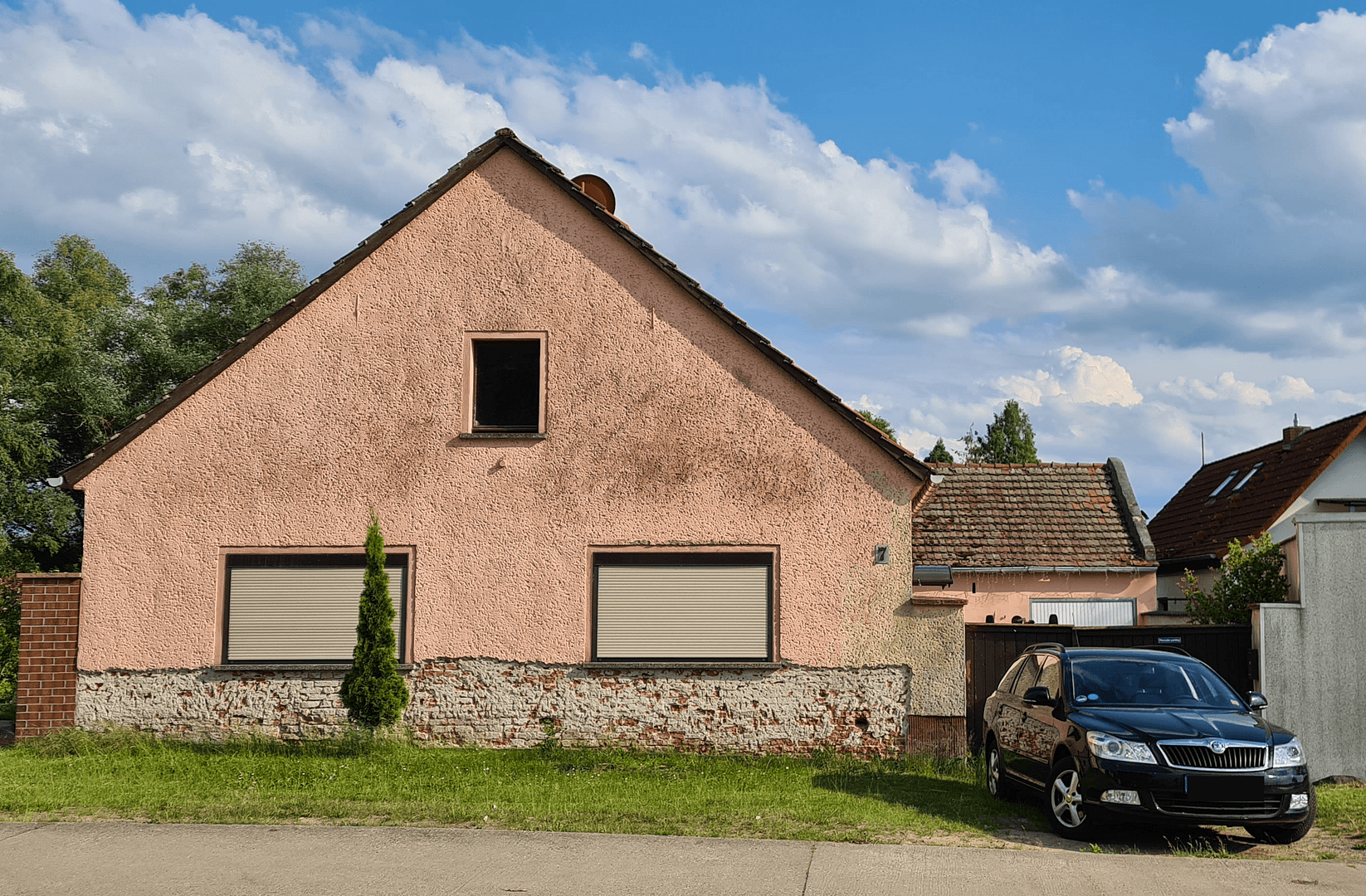 Predaj domu 157 m², pozemek 1.050 m², Dorfstraße 7, Havelsee, Brandenbursko Predaj domu 157 m², pozemek 1.050 m², Dorfstraße 7, Havelsee, Brandenbursko