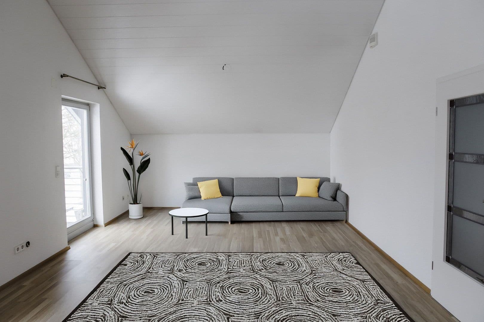 Predaj domu 153 m², pozemek 411 m², Doktor-Georg-Hacker-Straße 3, Kirchseeon, Bavorsko Predaj domu 153 m², pozemek 411 m², Doktor-Georg-Hacker-Straße 3, Kirchseeon, Bavorsko